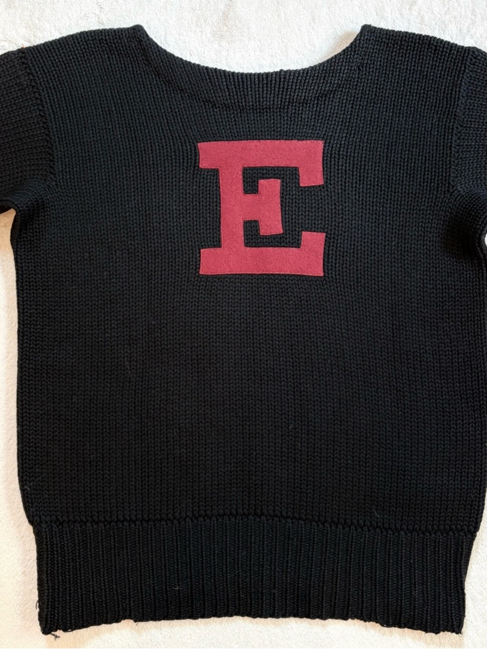 Vintage Men's Black Crewneck Sweater with Burgundy Red 'E' Accent appliqué